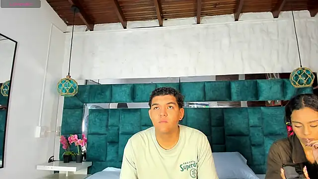 Snapshot of _bonnyandclyde chatting on 02/13/26, 01:07 bonnyandclyde online show from 02/13/26, 01:07