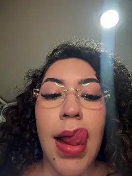 VictoriaaRose online show from 07/03/26, 02:18