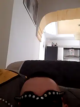 Vampiro83zz online show from 03/15/26, 02:56