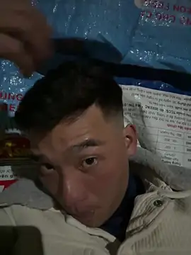 sanu551 online show from 12/17/25, 11:49