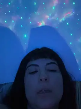 lolamuamua online show from 11/28/25, 09:56