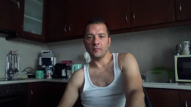 Snapshot of Billakos chatting on 05/05/26, 07:49 Billakos online show from 05/05/26, 07:49