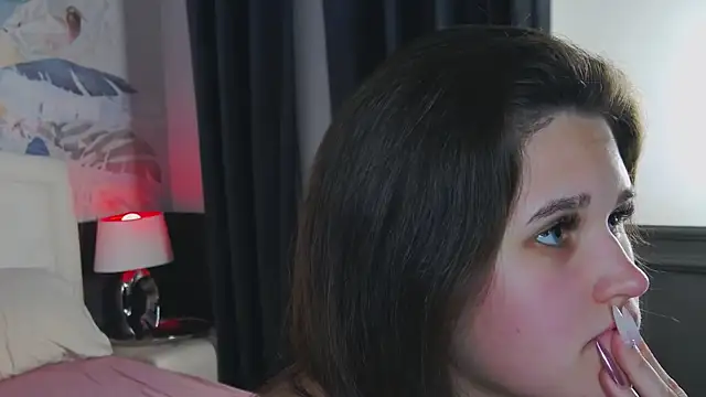 Snapshot of RishaBerry chatting on 11/27/25, 07:49 RishaBerry online show from 11/27/25, 07:49