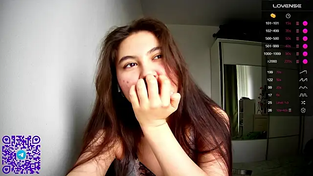 Snapshot of ArianeRandy chatting on 05/28/26, 03:09 ArianeRandy online show from 05/28/26, 03:09