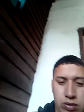 Alvarezz0202 online show from 06/23/26, 05:11