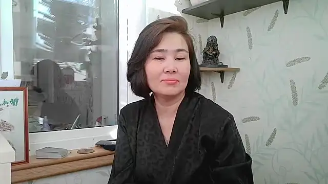 Nettie Allie online show from 12/15/25, 08:51