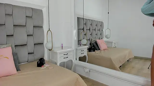 gaby smit   online show from 12/15/25, 11:58