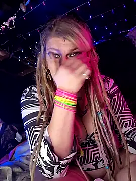 Horny hippie online show from 10/28/25, 10:34