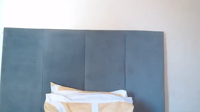 Chocolatebae86 online show from 04/01/26, 06:47