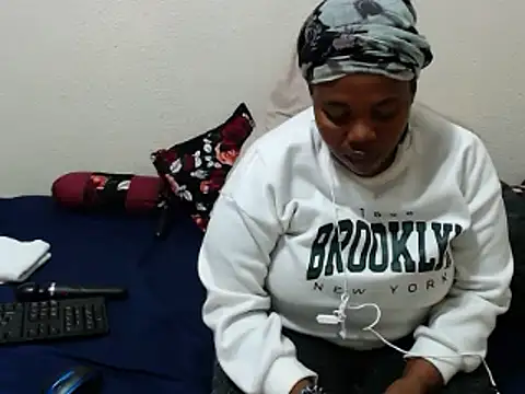 KittyPussyZA online show from 05/05/26, 11:18