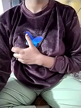 RASHMI SHARMA9 online show from 02/12/26, 06:36