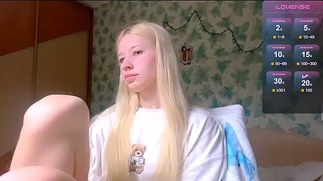 Barbie Blondie online show from 03/30/26, 05:25