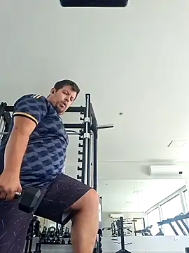 Snapshot of Leoon98 chatting on 02/25/26, 03:10 Leoon98 online show from 02/25/26, 03:10