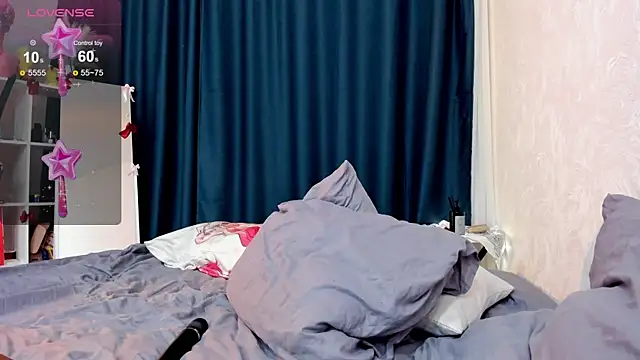 Snapshot of purrbae chatting on 01/08/26, 01:52 purrbae online show from 01/08/26, 01:52