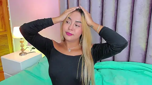 Little Angelica18 online show from 02/06/26, 02:09