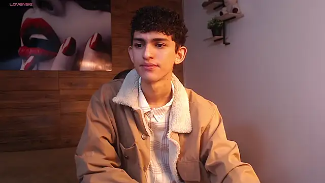 Michaelkoiv online show from 01/15/26, 12:21