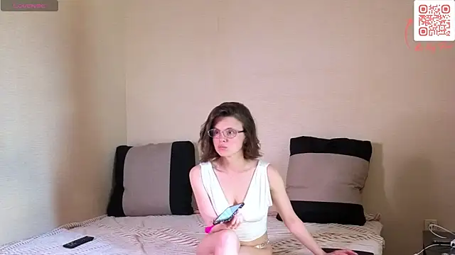 Snapshot of AlexaLurexx chatting on 05/21/26, 11:50 AlexaLurexx online show from 05/21/26, 11:50