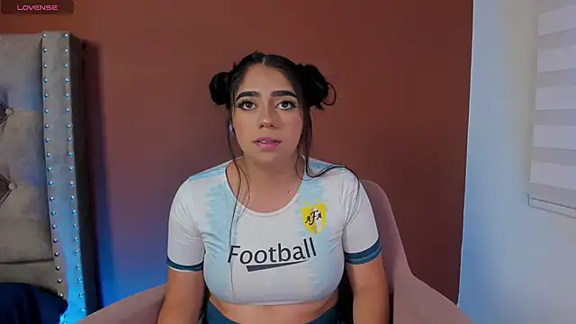 luna cute   online show from 03/21/26, 08:56