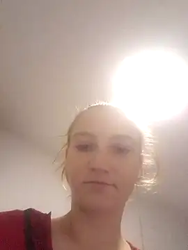 Snapshot of Cassianamc chatting on 12/02/25, 06:58 Cassianamc online show from 12/02/25, 06:58