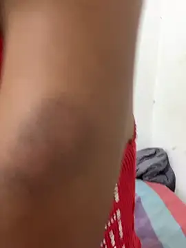 Snapshot of KattyAndDorian chatting on 12/01/25, 10:04 KattyAndDorian online show from 12/01/25, 10:04