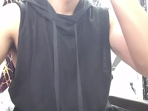 simonm667 online show from 04/10/26, 08:35