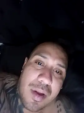 Snapshot of Alessroiyaru chatting on 12/04/25, 04:27 Alessroiyaru online show from 12/04/25, 04:27