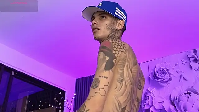 Paulo 527 online show from 02/17/26, 08:55