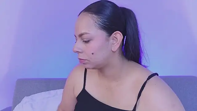 jimena chic1 online show from 07/18/26, 07:28
