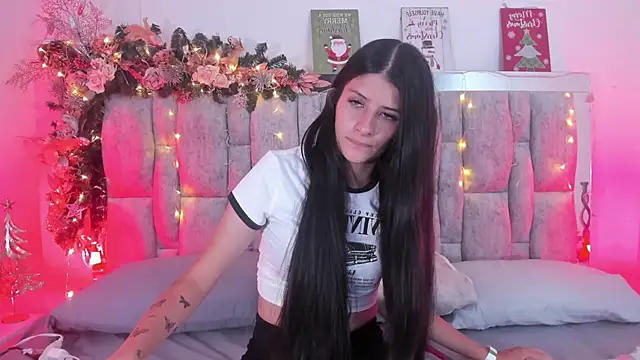 ZafiraNavarro online show from 12/18/25, 12:49