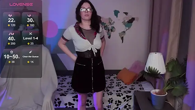 Snapshot of Lisa_Nerdy chatting on 11/29/25, 05:49 Lisa Nerdy online show from 11/29/25, 05:49