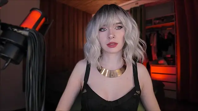 Mistress Iris online show from 12/21/25, 06:48