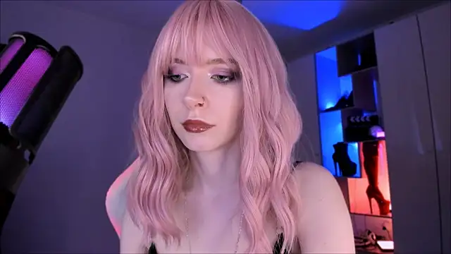 Mistress Iris online show from 07/27/26, 04:36