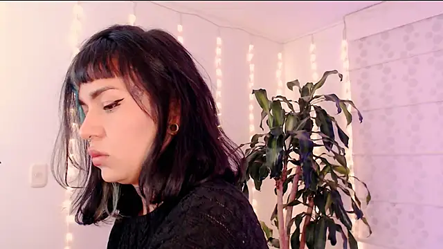 justmartina  online show from 03/10/26, 01:32