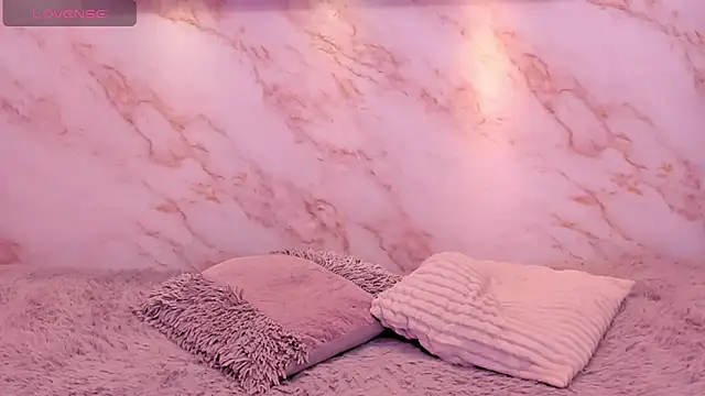 Dakota ferreti  online show from 04/08/26, 05:18