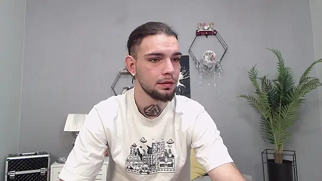 KaneHunter online show from 12/14/25, 07:18