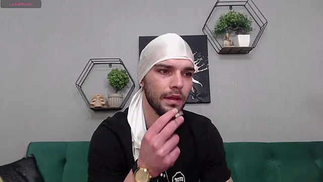 KaneHunter online show from 04/15/26, 07:58