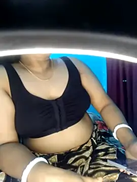 priya2098 online show from 06/20/26, 06:11