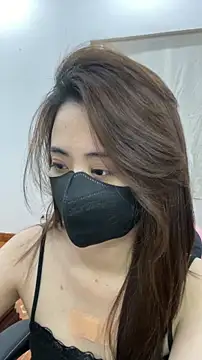 Snapshot of Lunamoon68 chatting on 04/06/26, 06:47 Lunamoon68 online show from 04/06/26, 06:47