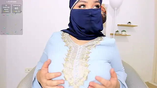 Snapshot of oksaana_arabic chatting on 11/30/25, 09:35 oksaana arabic online show from 11/30/25, 09:35