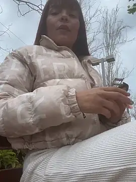 Zoe mayers online show from 05/03/26, 08:42