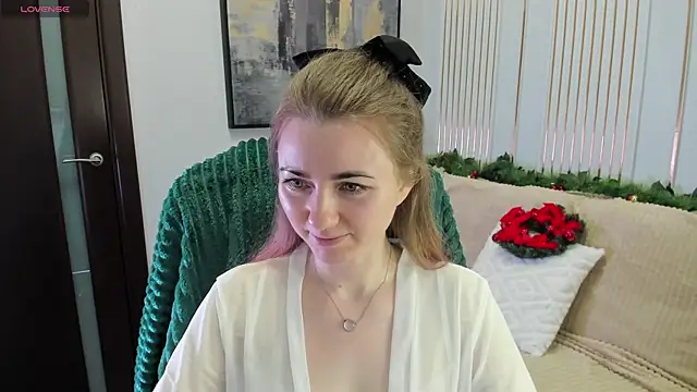 SofiAngela online show from 12/21/25, 12:40