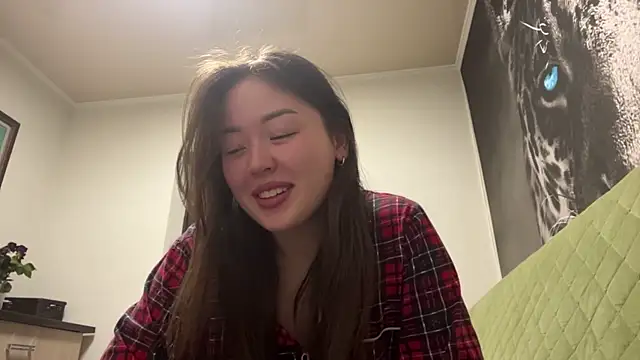 CurietHana1 online show from 01/14/26, 01:33