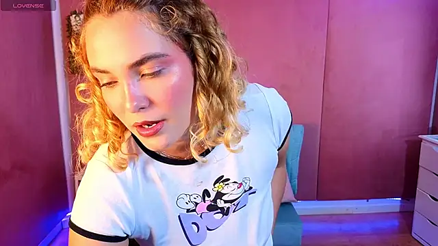 AdharaWo online show from 03/06/26, 12:51