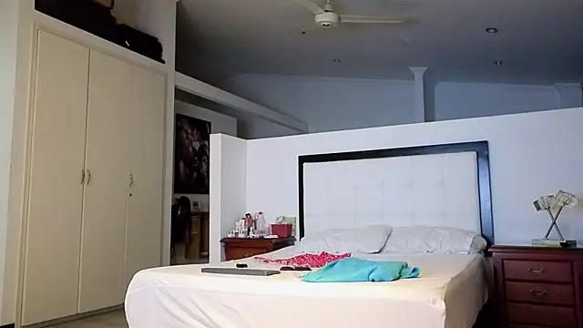 CerecitaQueenn online show from 01/09/26, 12:57