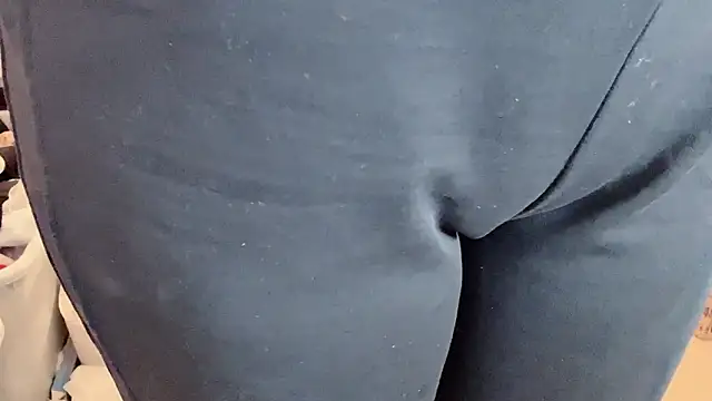 Snapshot of LT-333 chatting on 11/28/25, 12:52 LT-333 online show from 11/28/25, 12:52