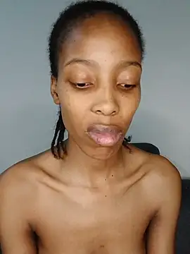 MsParisSmith online show from 12/05/25, 08:01