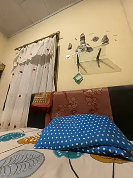 aril200117 online show from 02/17/26, 06:47