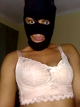 Snapshot of RinaXo1 chatting on 12/04/25, 08:50 RinaXo1 online show from 12/04/25, 08:50