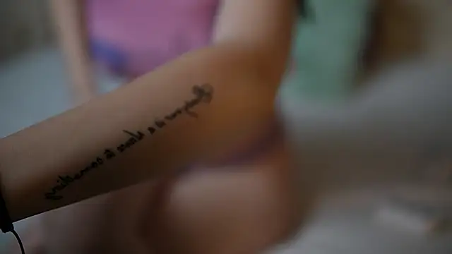 JosieLili online show from 01/08/26, 07:05