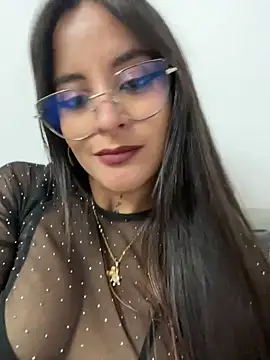  Victoria foxx online show from 12/17/25, 09:10